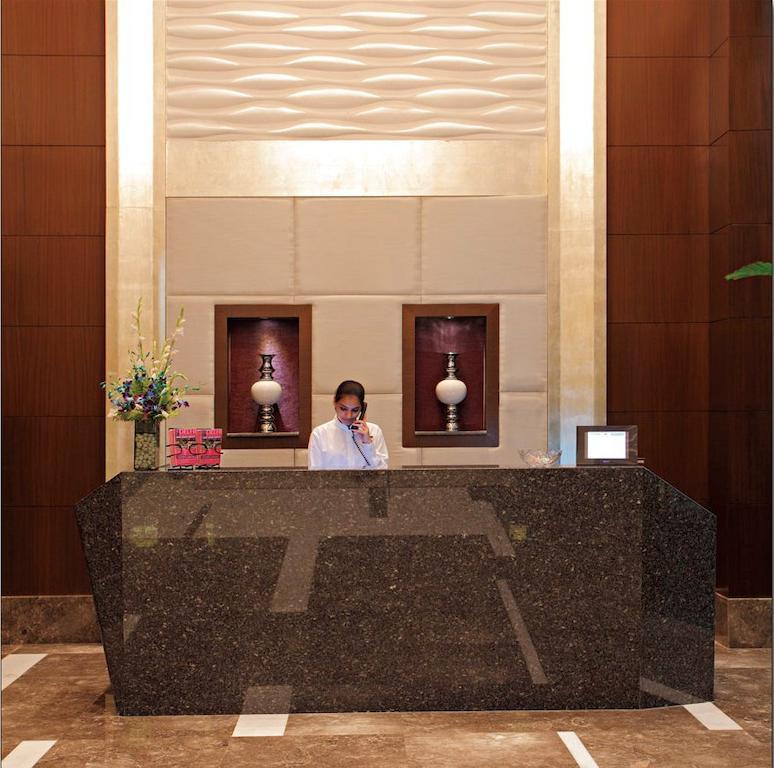 S.K Premium Park Hotel New Delhi Exterior photo
