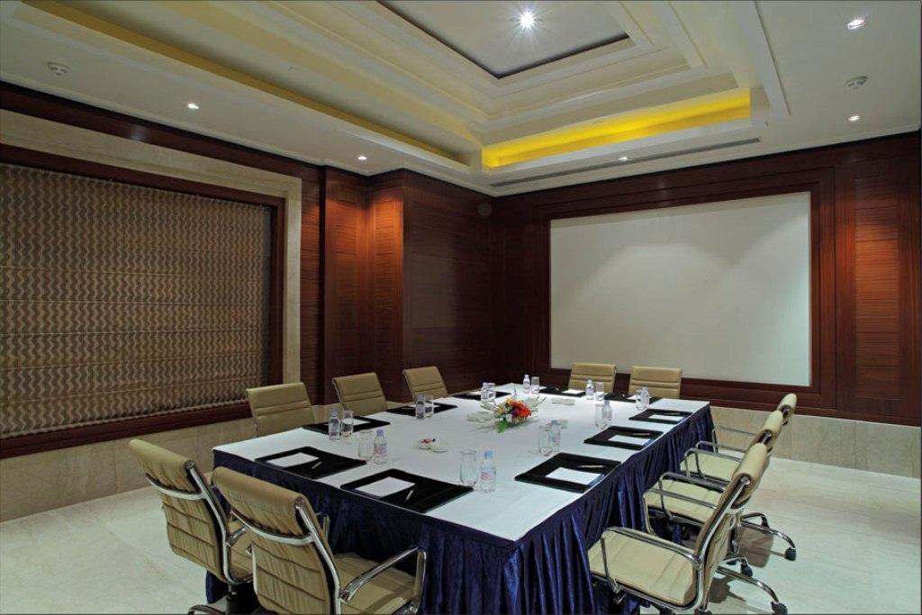 S.K Premium Park Hotel New Delhi Exterior photo